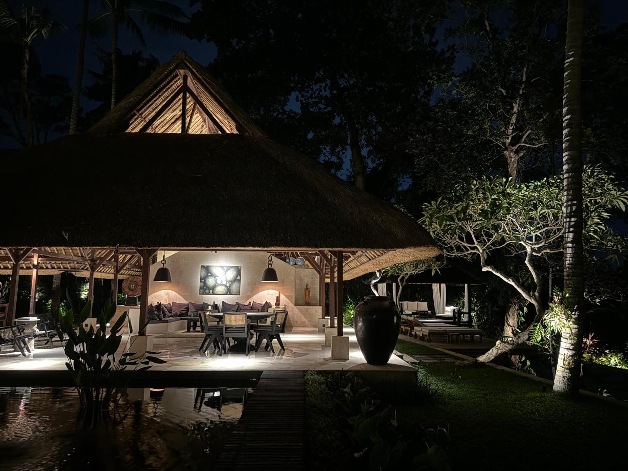 Villa Pantulan Bali Pagetan Экстерьер фото