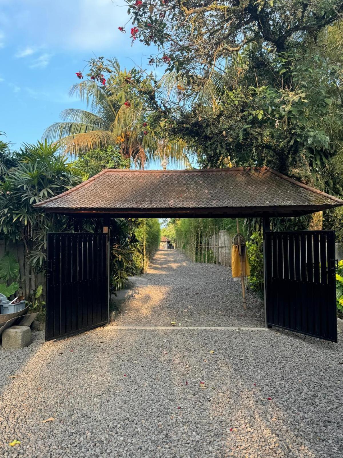 Villa Pantulan Bali Pagetan Экстерьер фото
